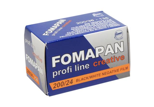 FOMA FOMAPAN 200 135-36 白黒ネガ
