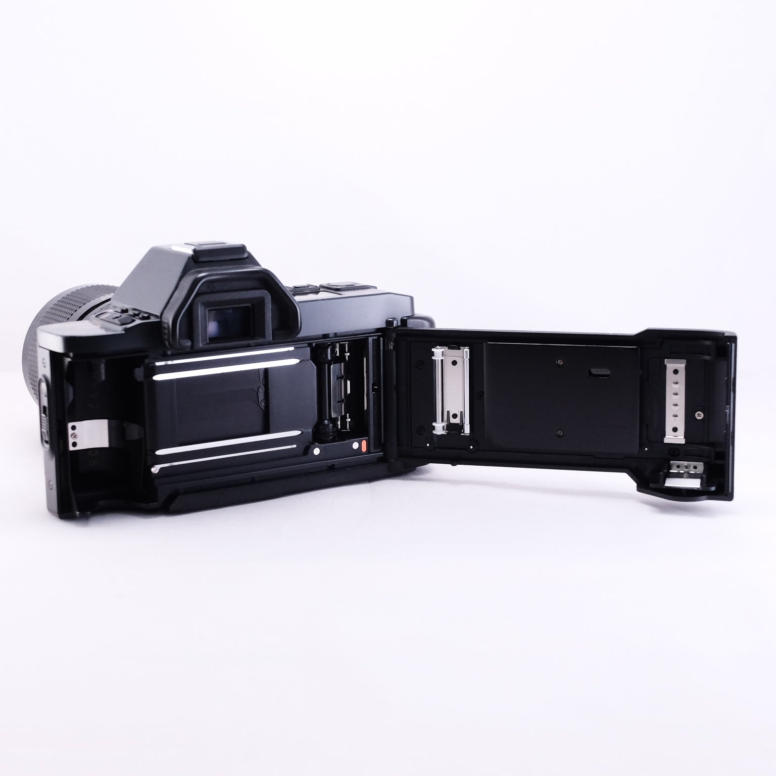 Canon T70 + FD 35-70mm F4 (Kodakフィルム&電池付き)