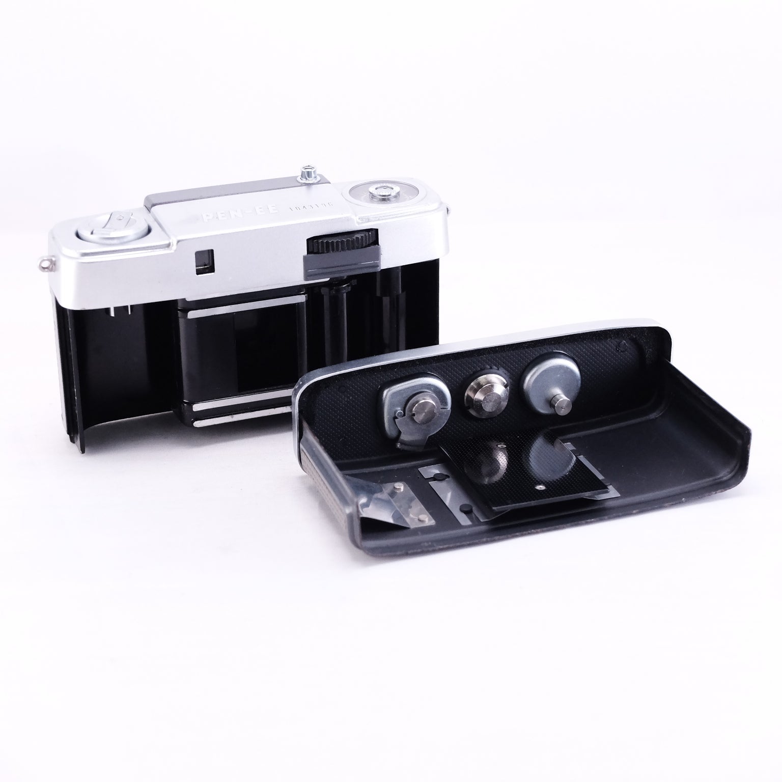 OLYMPUS PEN EE ※整備品