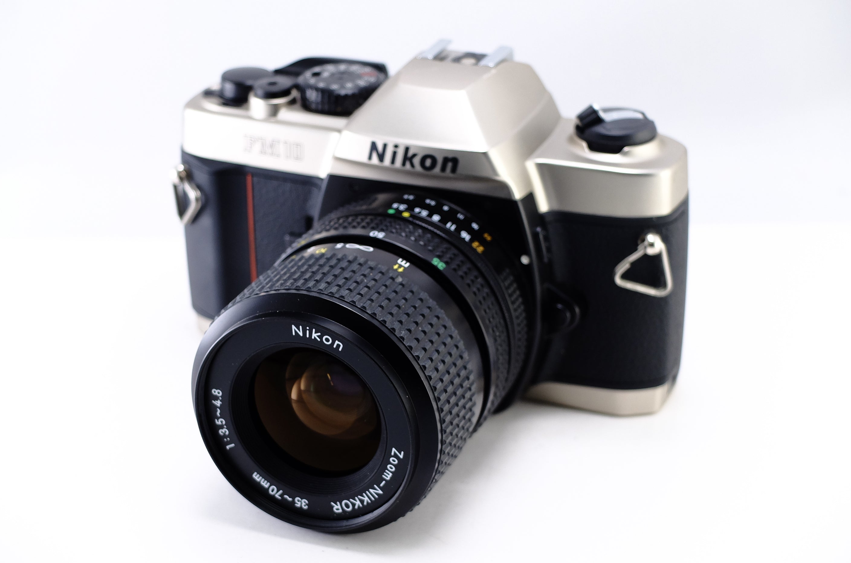 Nikon】FM10 + Zoom 35-70mm F3.5~4.8 [1132716122134] – 東京CAMERA