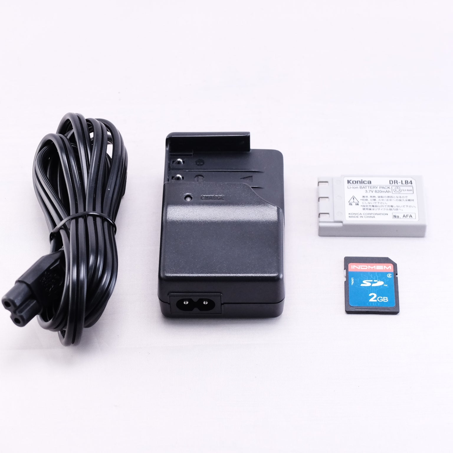 2003 Konica Digital Revio KD-500Z(メモリーカード&バッテリー/充電器付き)