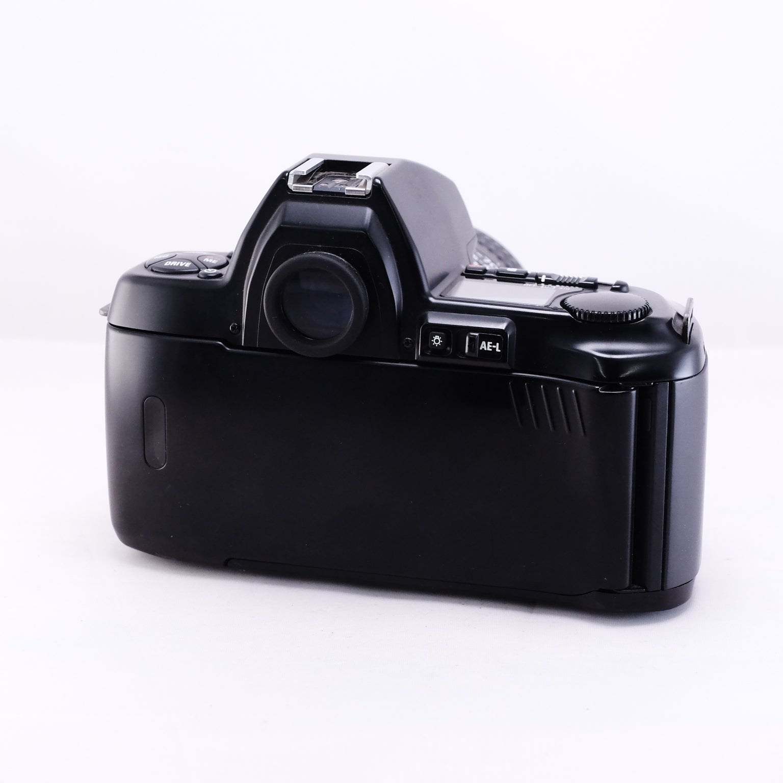 Nikon F-801s + AF NIKKOR 28-70mm F3.5-4.5 D [F]