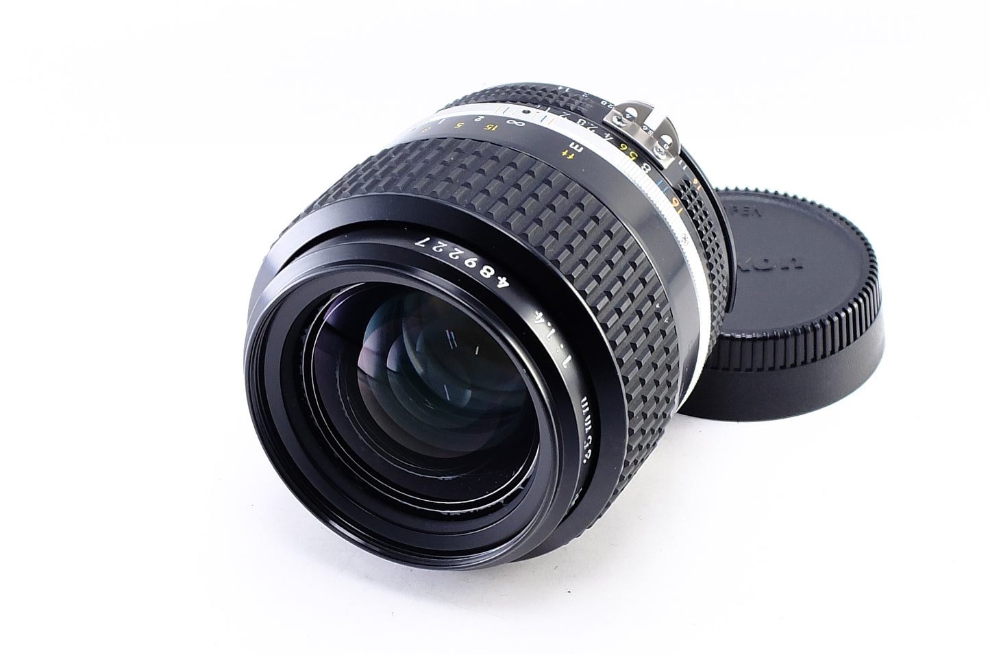 【Nikon】Ai-s NIKKOR 35mm F1.4 [ニコンFマウント]