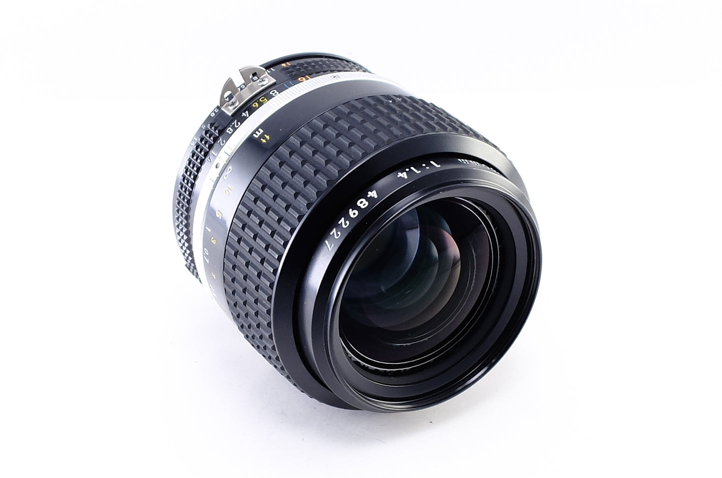 【Nikon】Ai-s NIKKOR 35mm F1.4 [ニコンFマウント]