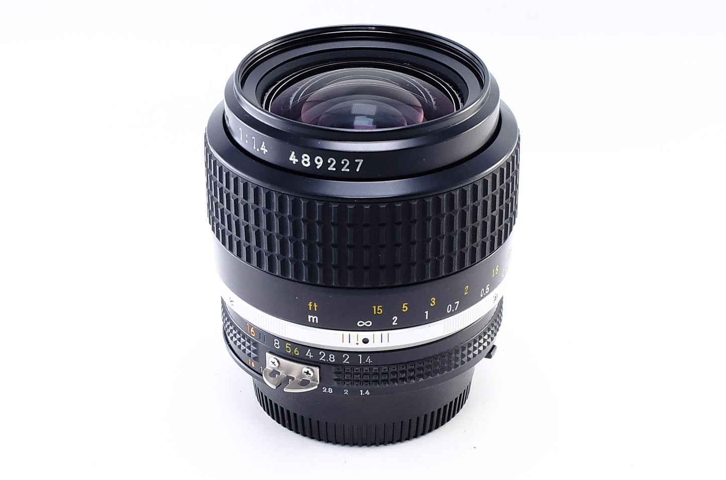 【Nikon】Ai-s NIKKOR 35mm F1.4 [ニコンFマウント]