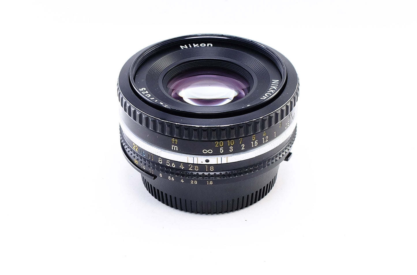 【Nikon】Ai-s NIKKOR 50mm F1.8 OH済み [ニコンFマウント]