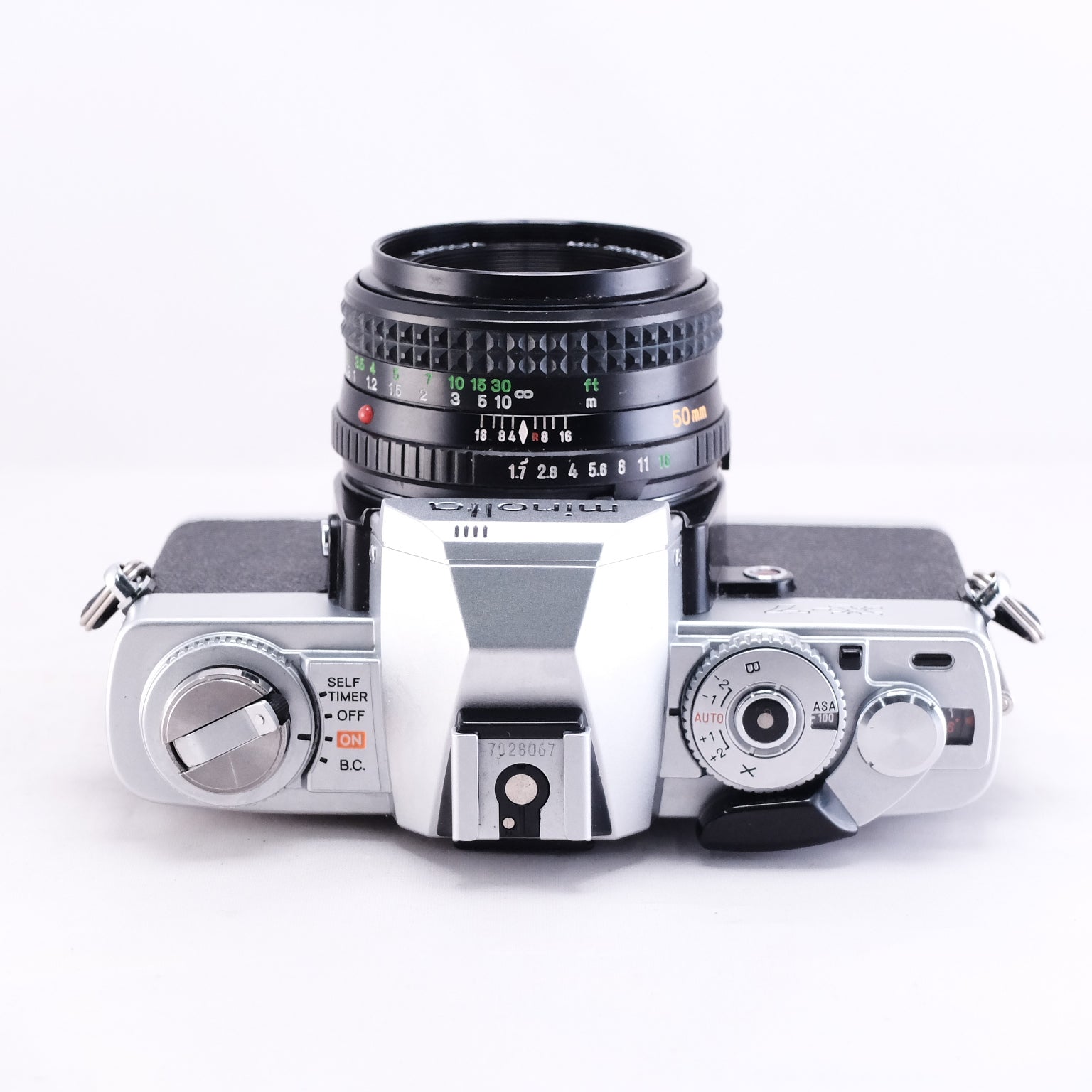 MINOLTA X-7 + MD ROKKOR 50mm F1.7