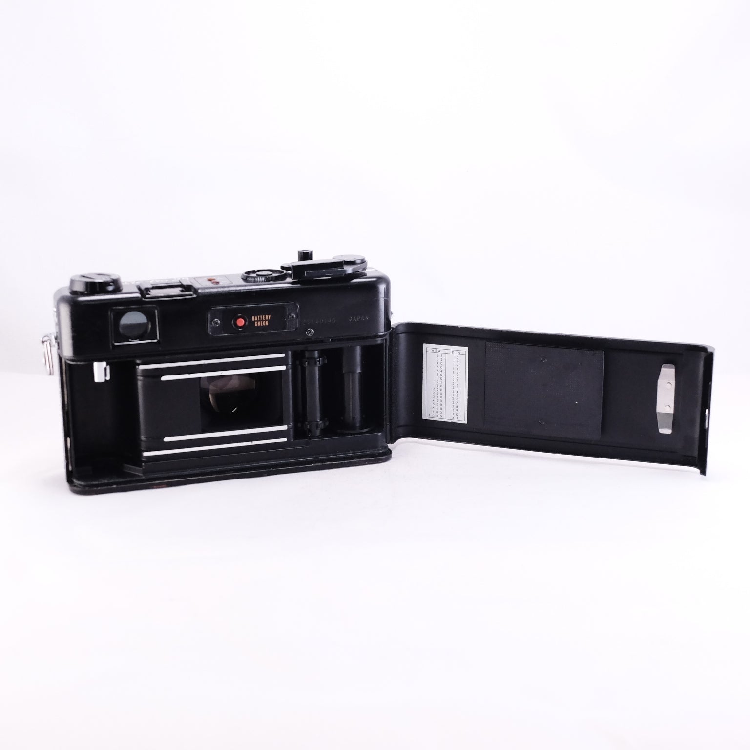 YASHICA Electro35 GT (black)