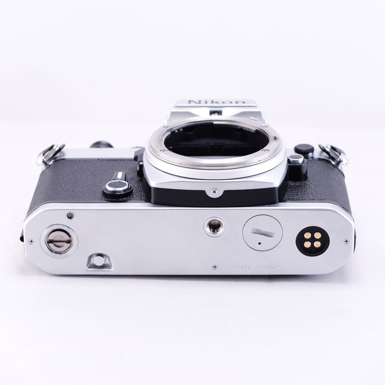 Nikon FE (Silver)　1978年誕生