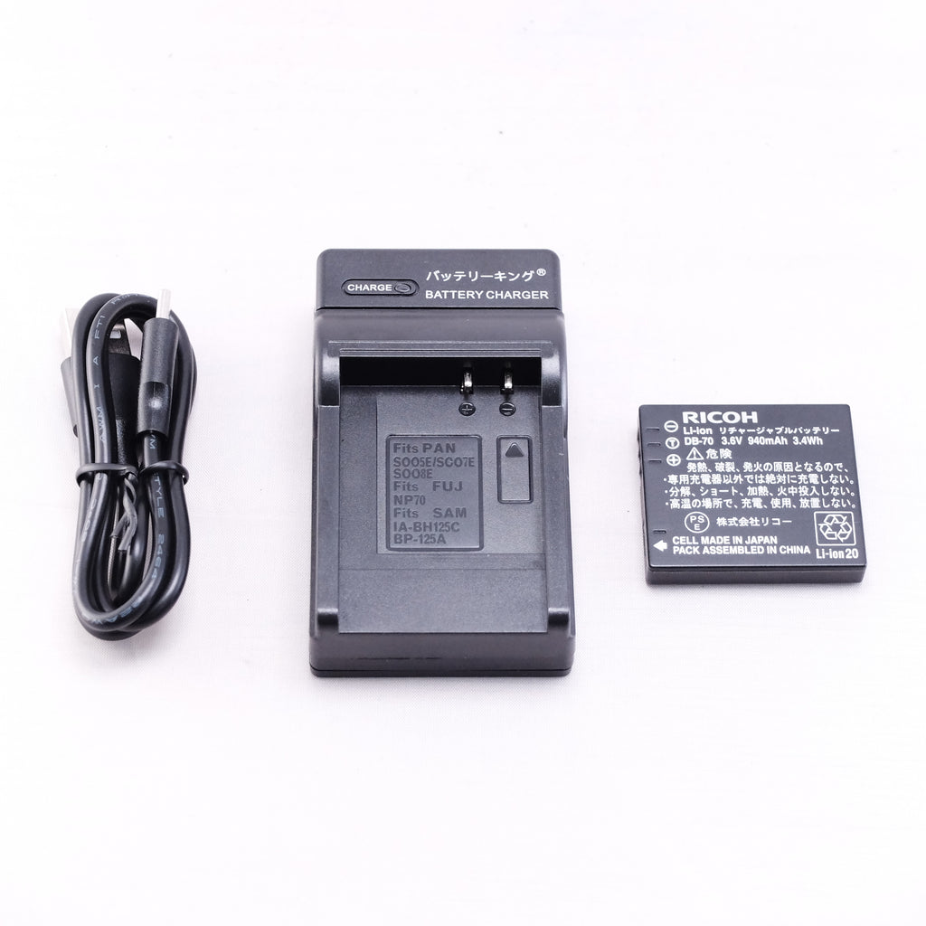 2009　RICOH CX1（メモリーカード&バッテリー/充電器付き）