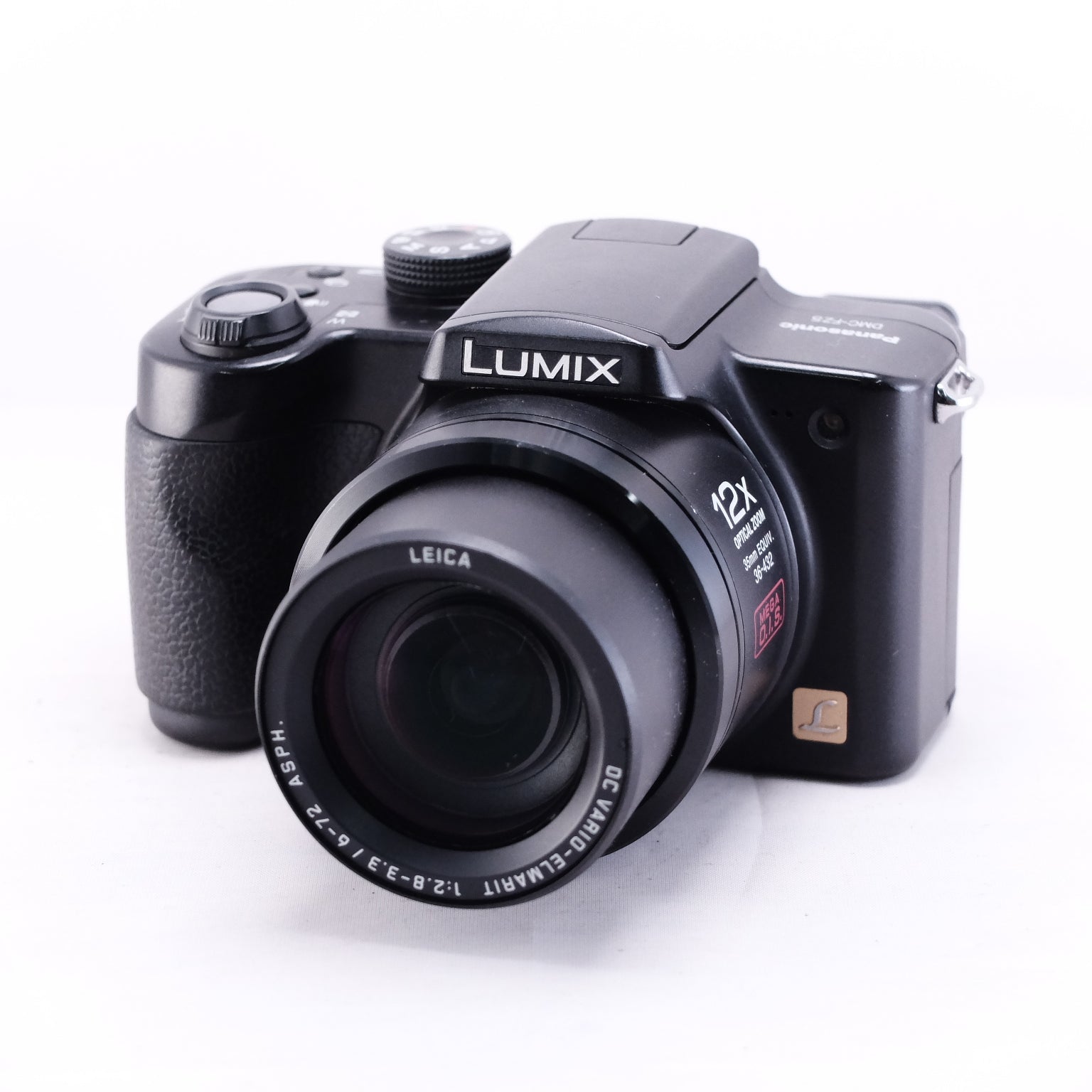 2005　Panasonic LUMIX DMC-FZ5（メモリーカード&バッテリー/充電器付き）