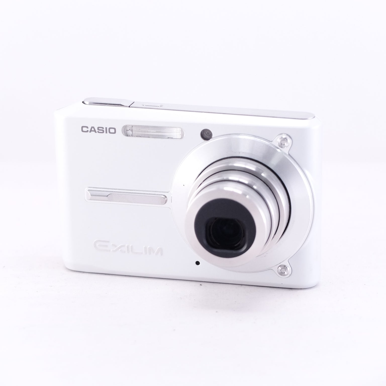 2005　CASIO EXILIM EX-S500（メモリーカード&バッテリー/充電器付き）