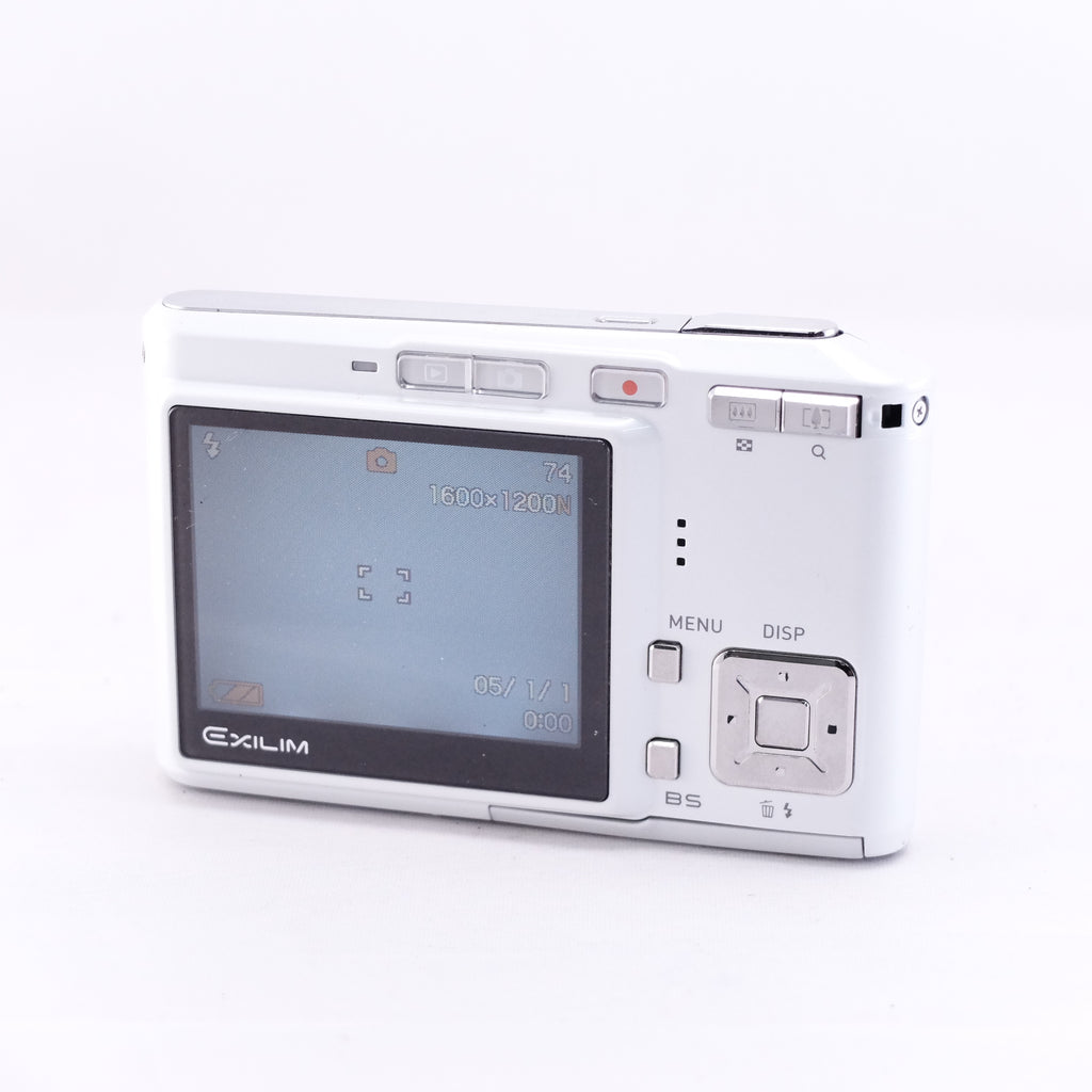 2005　CASIO EXILIM EX-S500（メモリーカード&バッテリー/充電器付き）