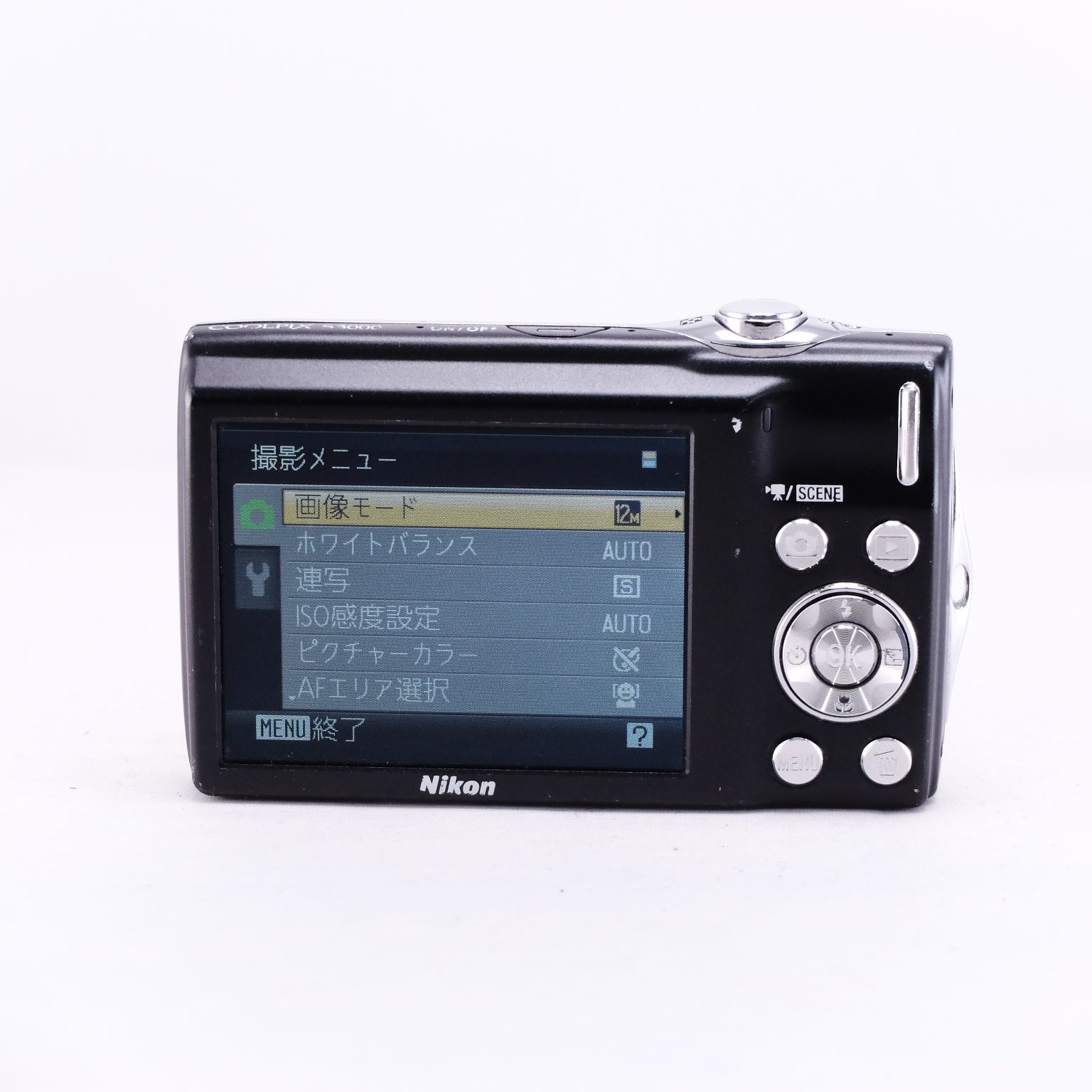 2010　Nikon COOLPIX S3000（メモリーカード&バッテリー/充電器付き）