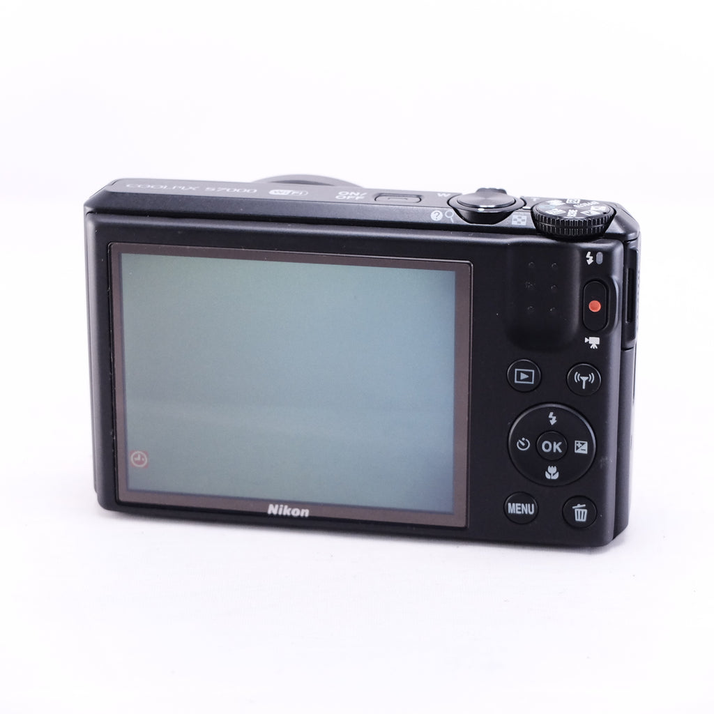 2015　Nikon COOLPIX S7000（メモリーカード&バッテリー/充電器付き）
