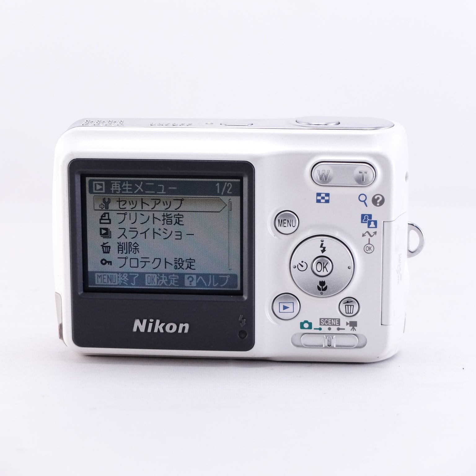 2006　Nikon COOLPIX L2（メモリーカード&電池付き）