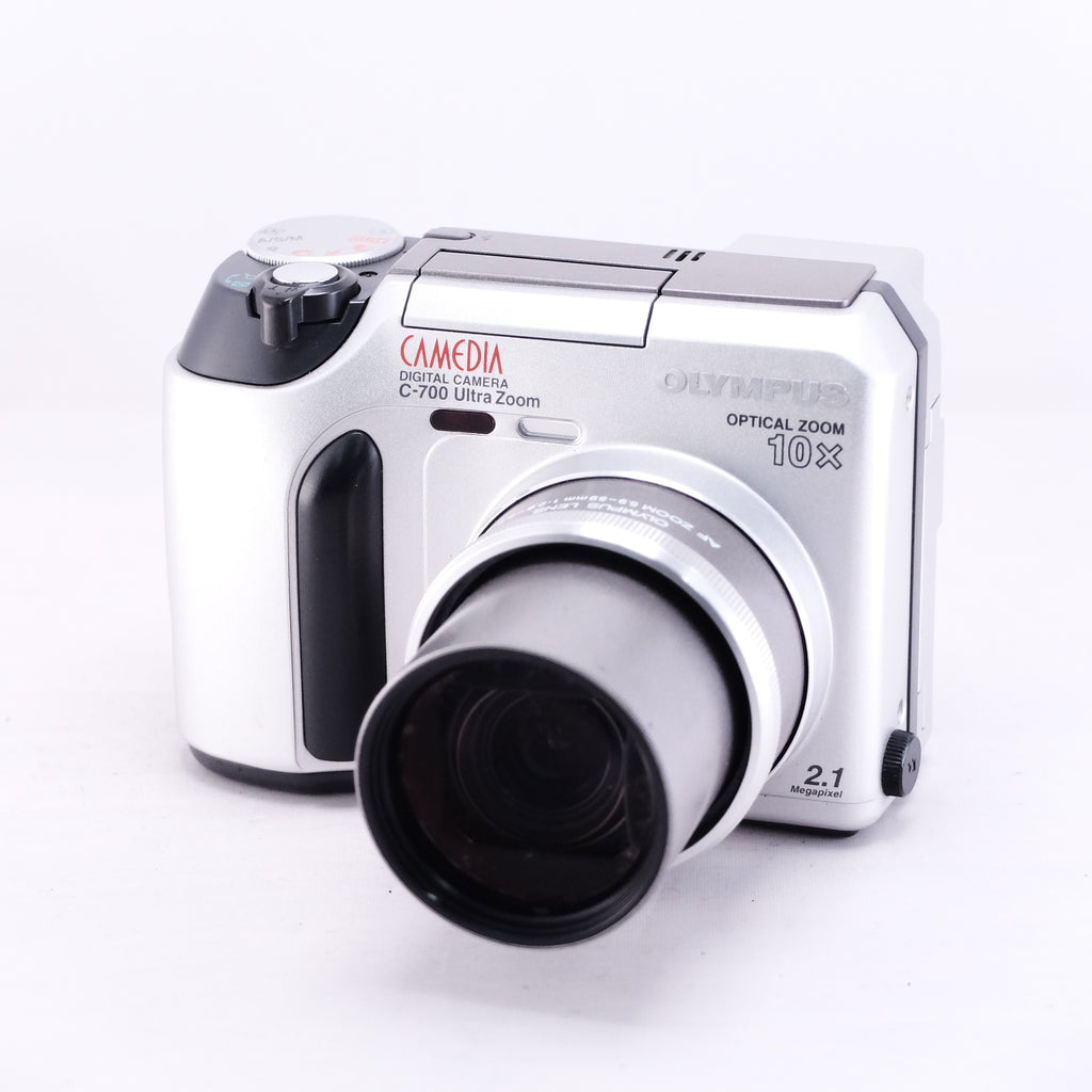 2001　OLYMPUS CAMEDIA C-700 Ultra Zoom（メモリーカード&電池付き）