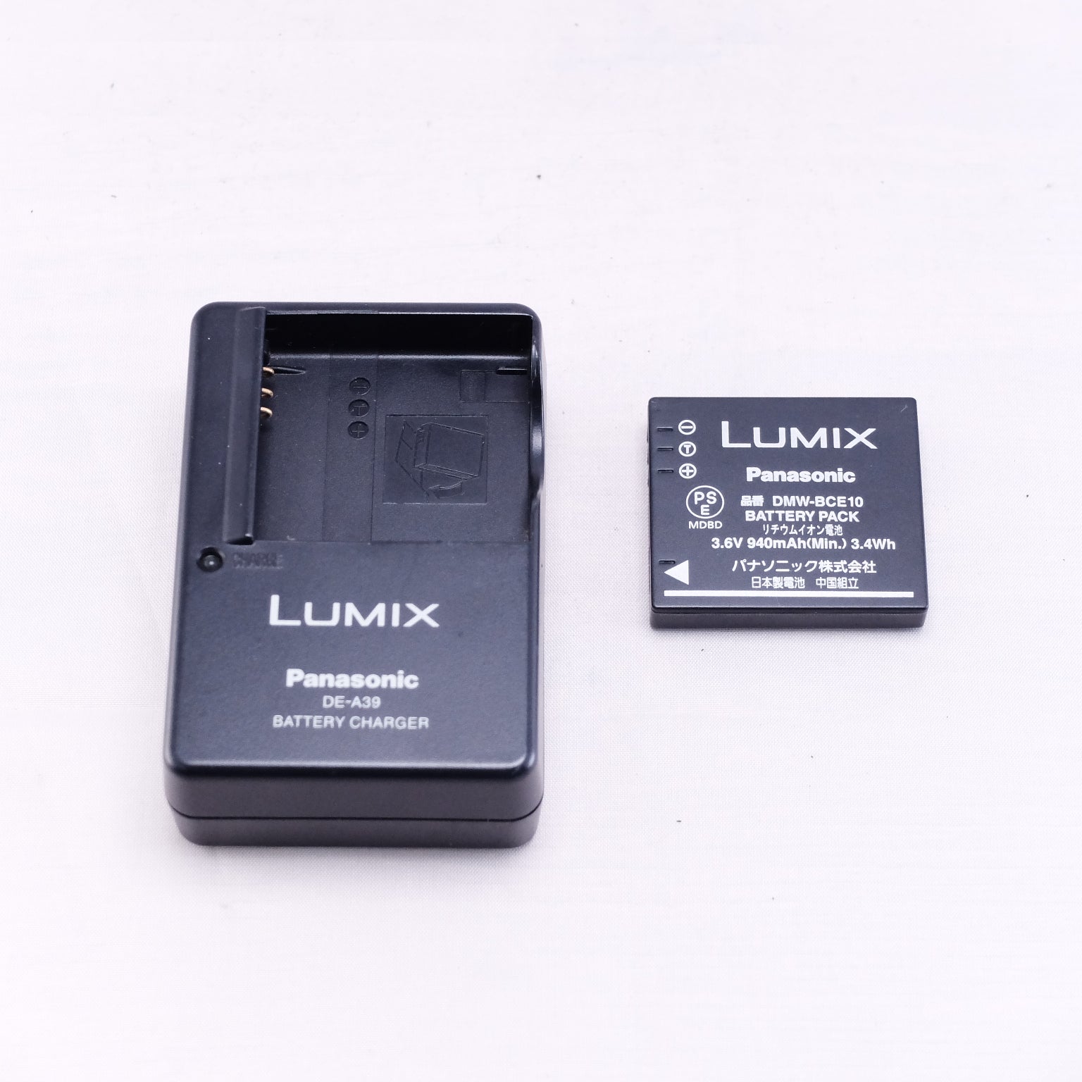 2008　Panasonic LUMIX DMC-FX500（メモリーカード&バッテリー/充電器付き）