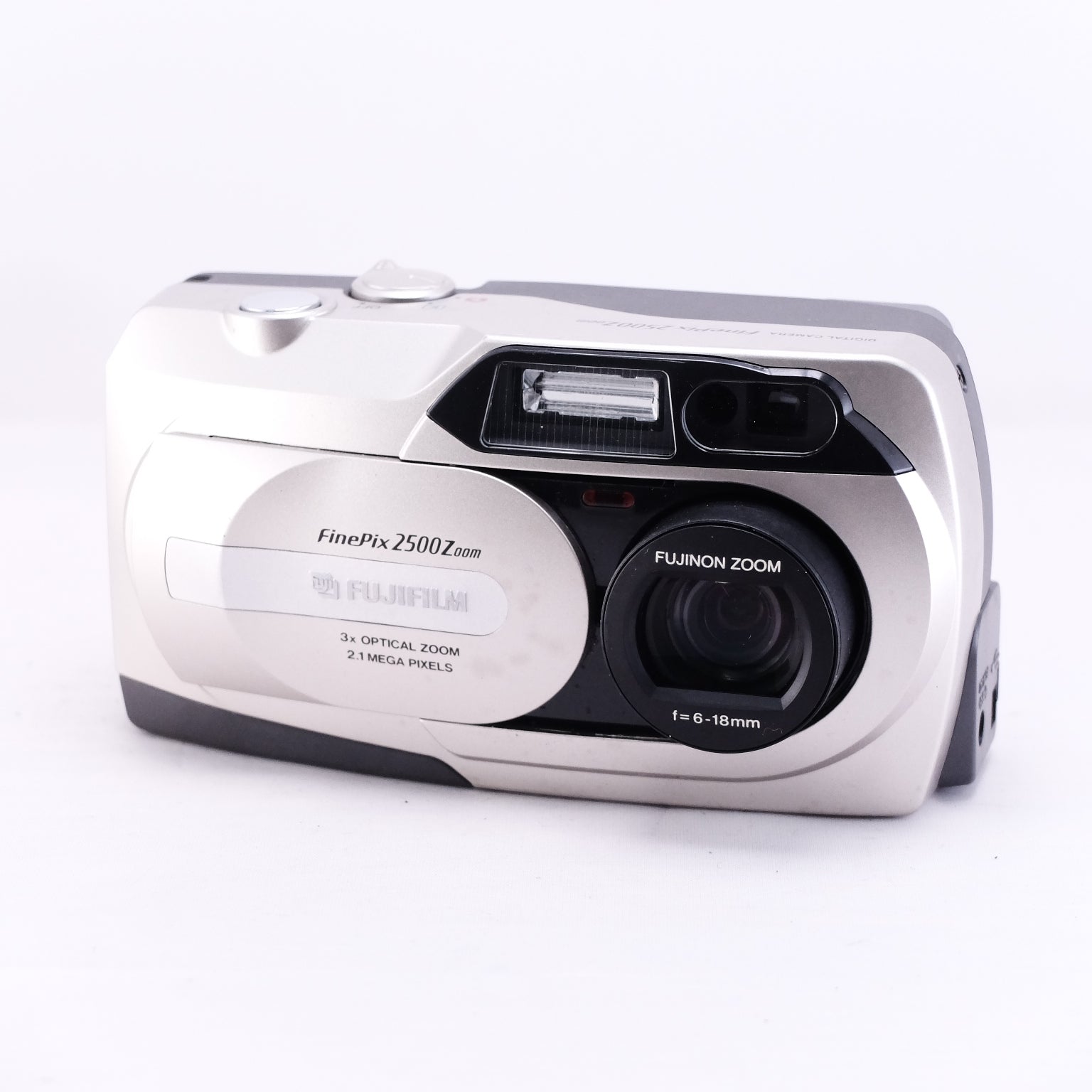2000　FUJIFILM FinePix 2500Z（メモリーカード&電池付き）