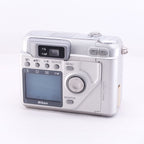 2000　Nikon COOLPIX 880（メモリーカード&電池付き）
