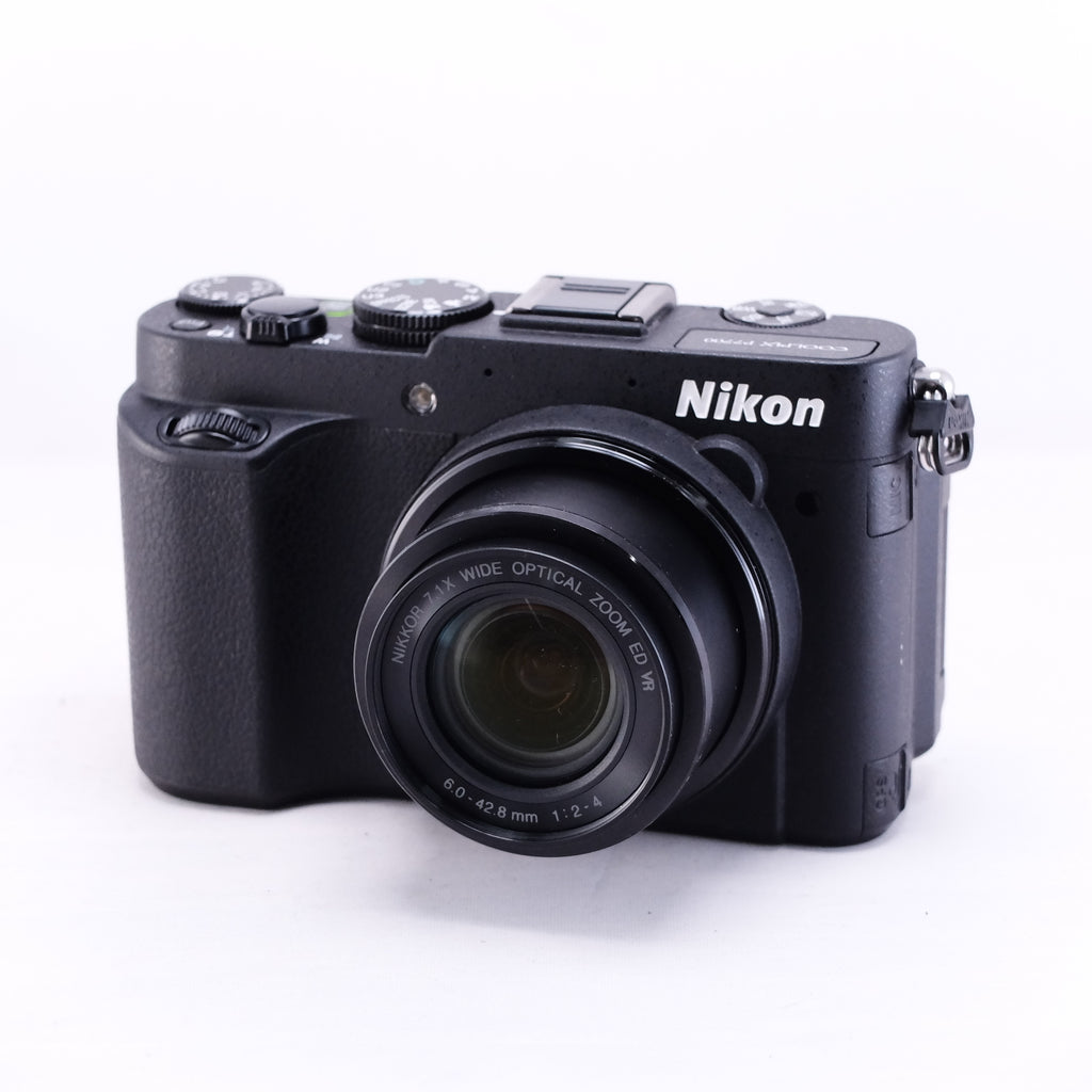 Nikon COOLPIX P7700