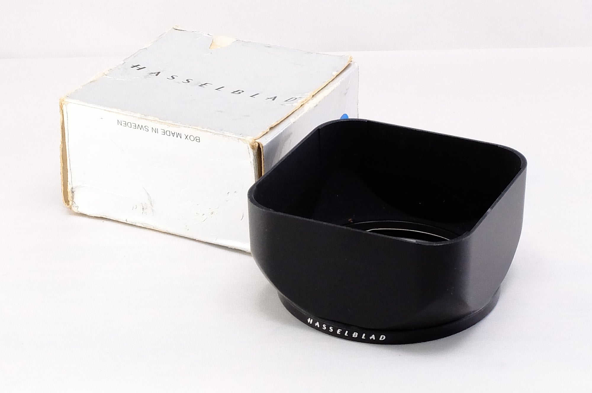 【HASSELBLAD】 ハッセル レンズフード B50 標準80mm用 40118 [1303340052427] | 東京CAMERA