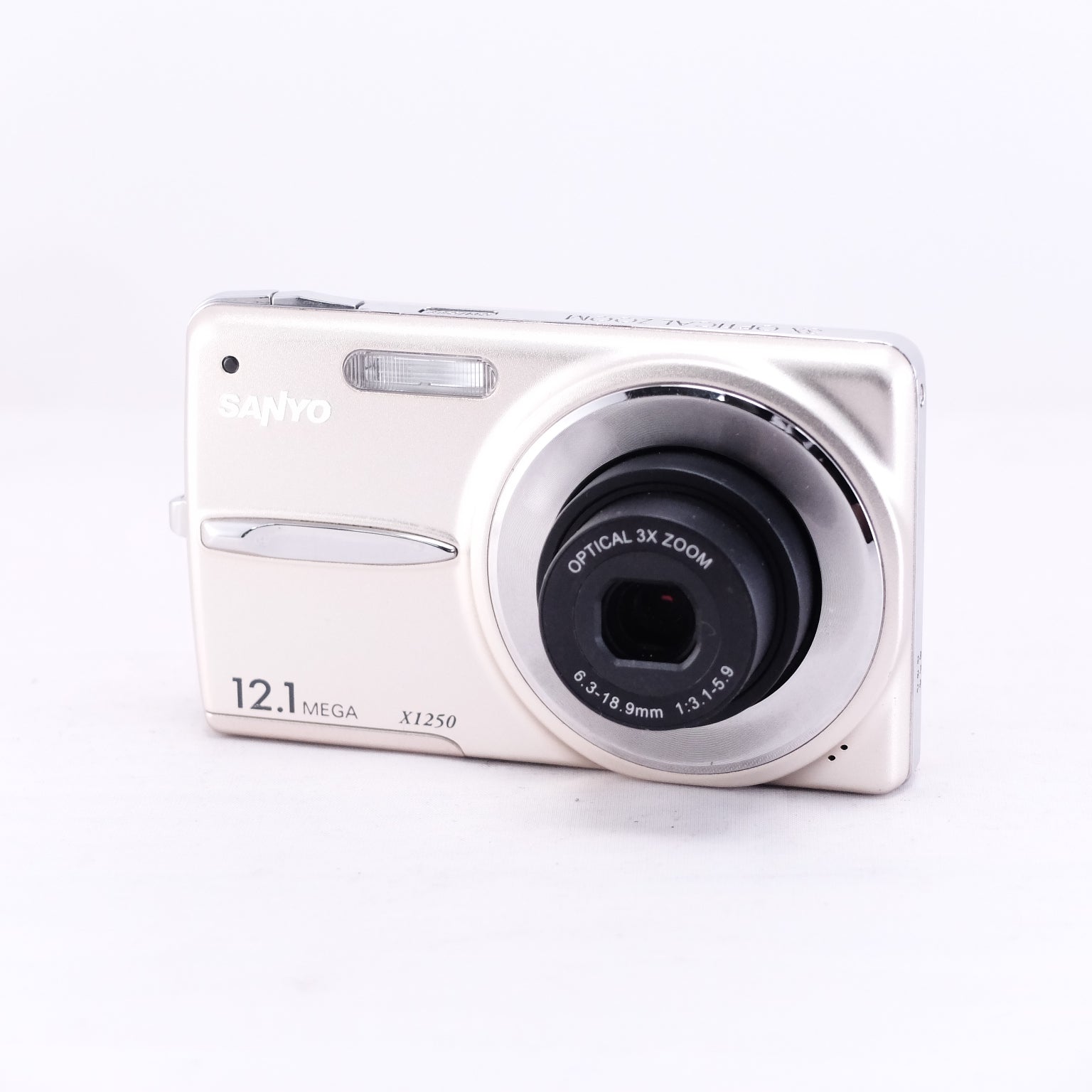 2009　SANYO DSC-X1250（メモリーカード&バッテリー/充電器付き）