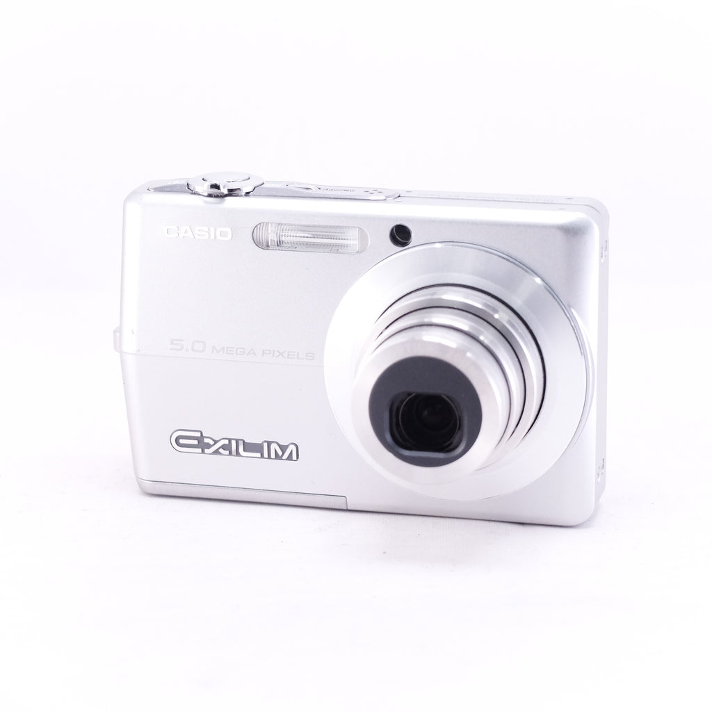 2005　CASIO EXILIM EX-Z500（メモリーカード&バッテリー/充電器付き）