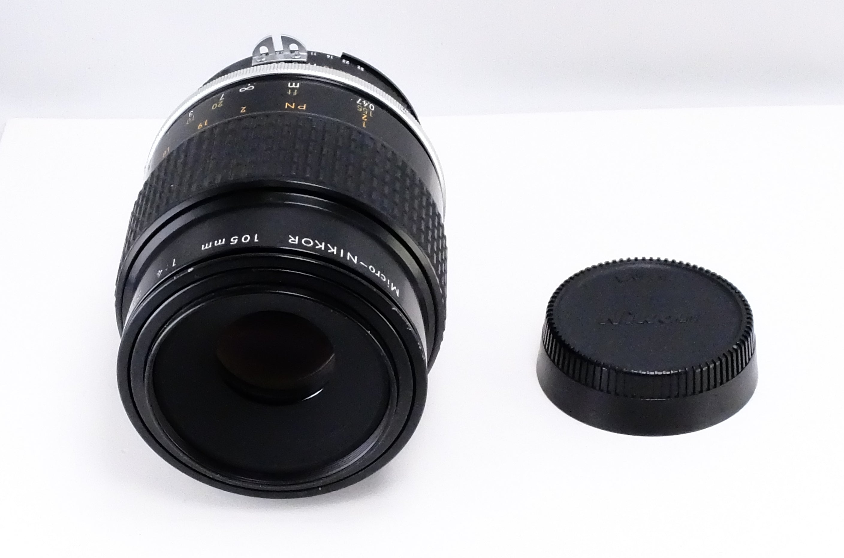 Nikon】Micro-NIKKOR 105mm F4 Ai [ニコンFマウント] – 東京CAMERA