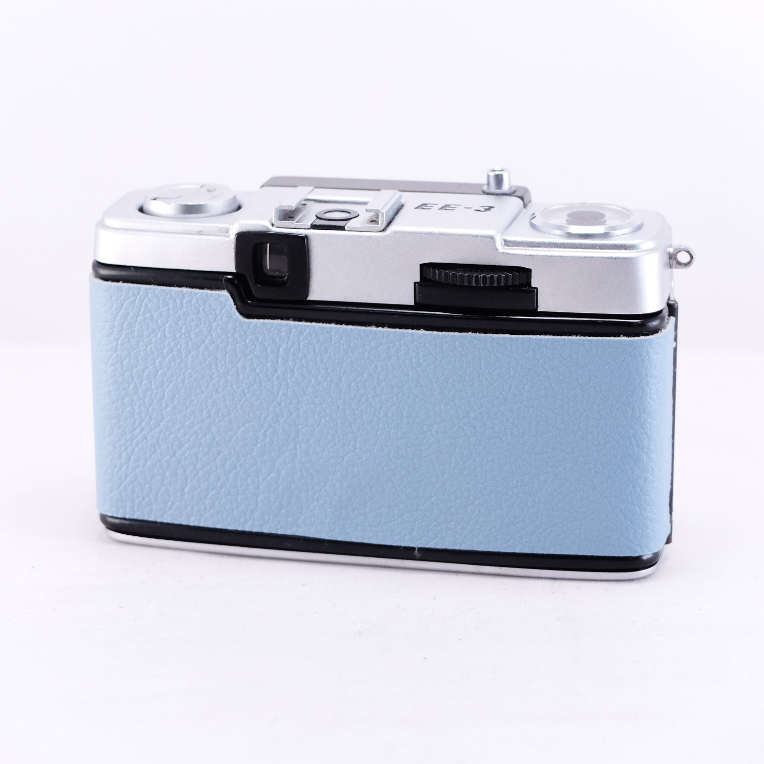 OLYMPUS PEN EE-3 (Salvia Blue)　1973年誕生