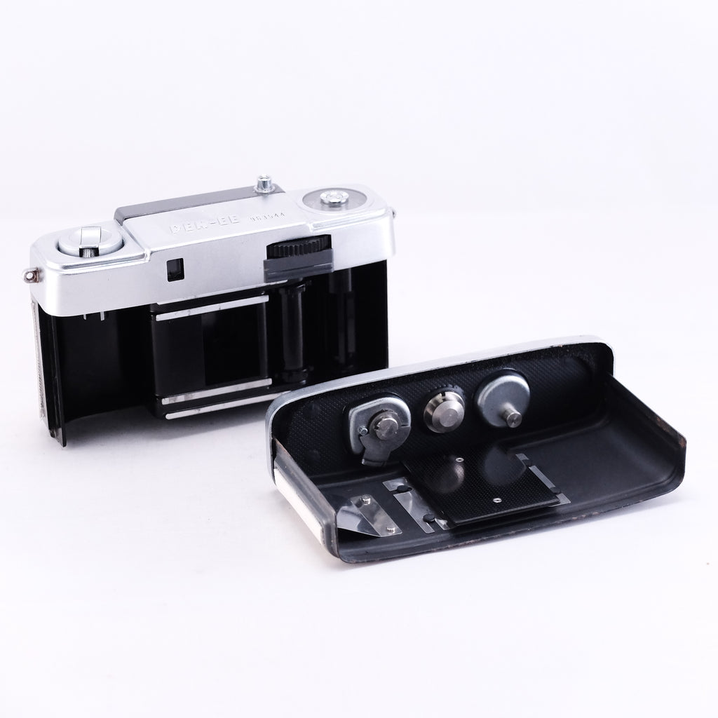 OLYMPUS PEN EE (Milkey White) ※整備品