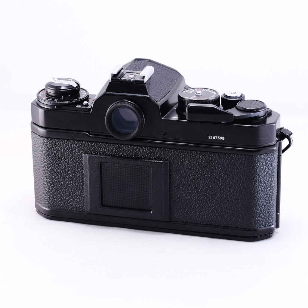 Nikon FE2 (Black) + New NIKKOR Ai改 50mm F2