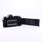 Nikon FE2 (Black) + New NIKKOR Ai改 50mm F2