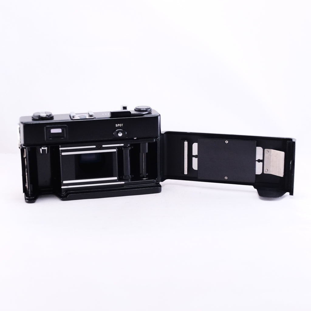 OLYMPUS 35SP (Black)　1969年誕生
