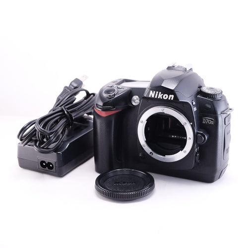 Nikon D70s