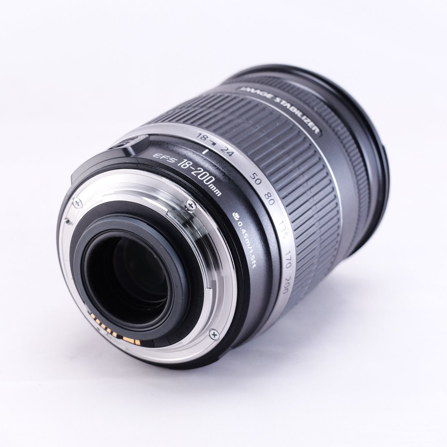 Canon EF-S 18-200mm F3.5-5.6 IS [EF]