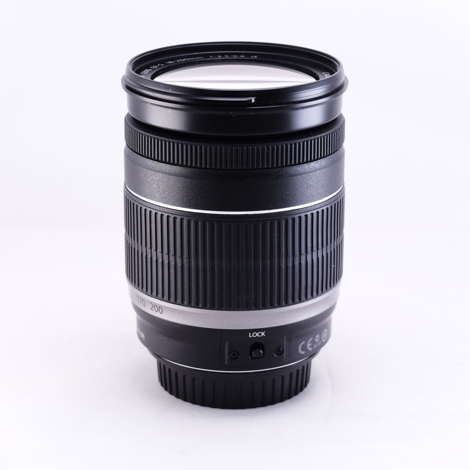 Canon EF-S 18-200mm F3.5-5.6 IS [EF]