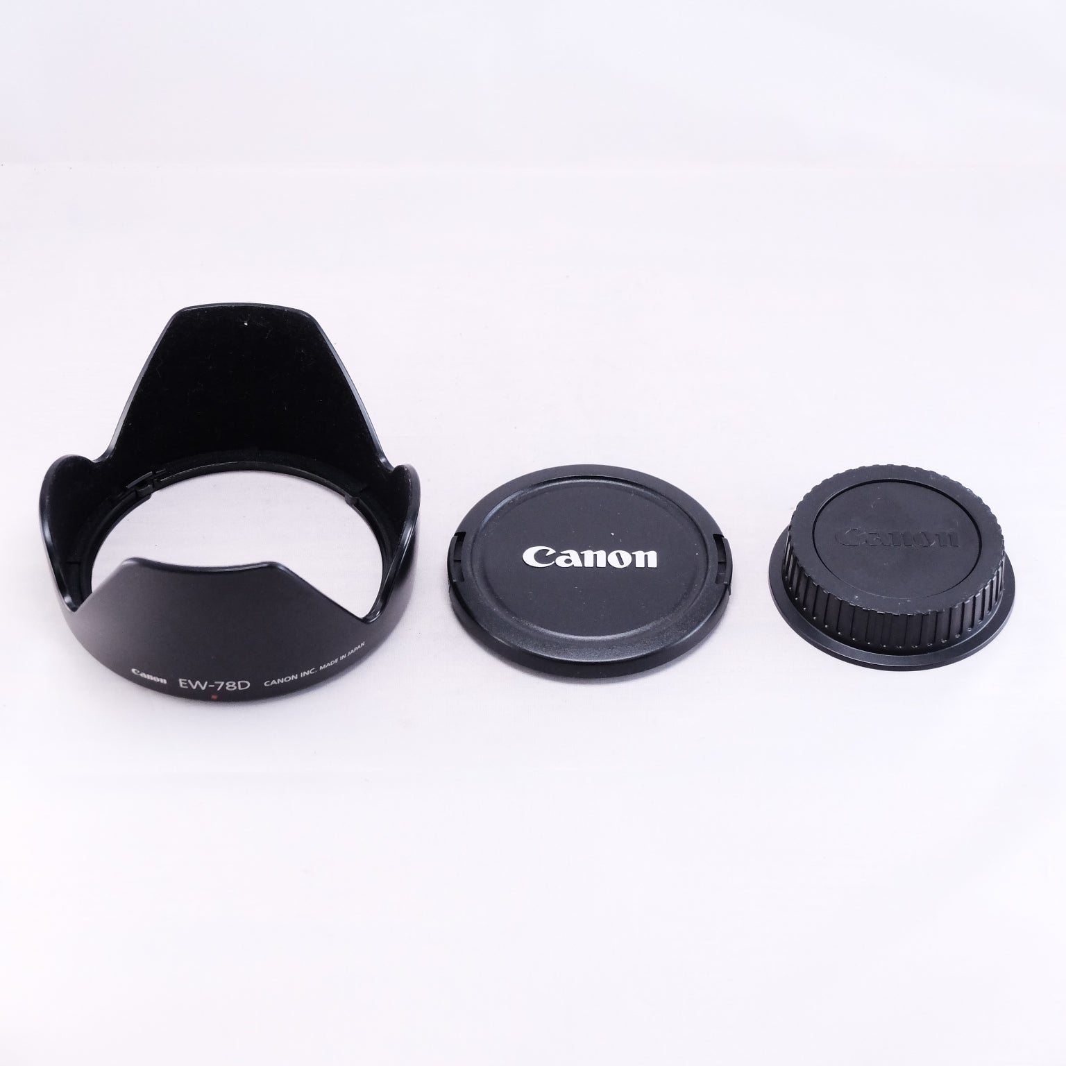 Canon EF-S 18-200mm F3.5-5.6 IS [EF]