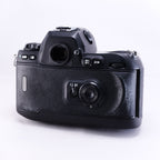Nikon F100 + AF NIKKOR 35-70mn F3.3-4.5