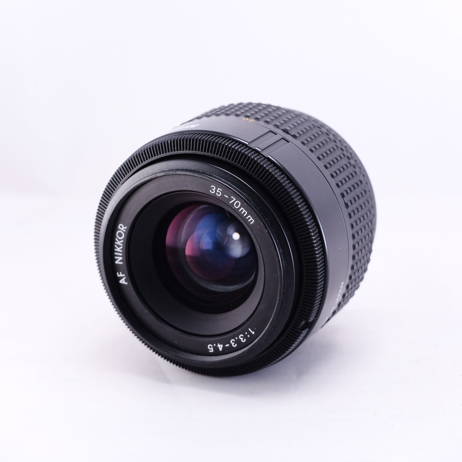 Nikon F100 + AF NIKKOR 35-70mn F3.3-4.5 – 東京CAMERA