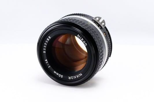 【Nikon】Ai-s NIKKOR 50mm F1.4 OH済み [ニコンFマウント]