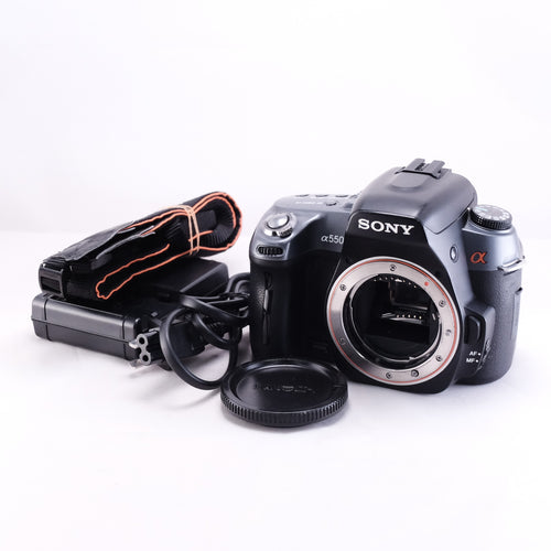 SONY α550