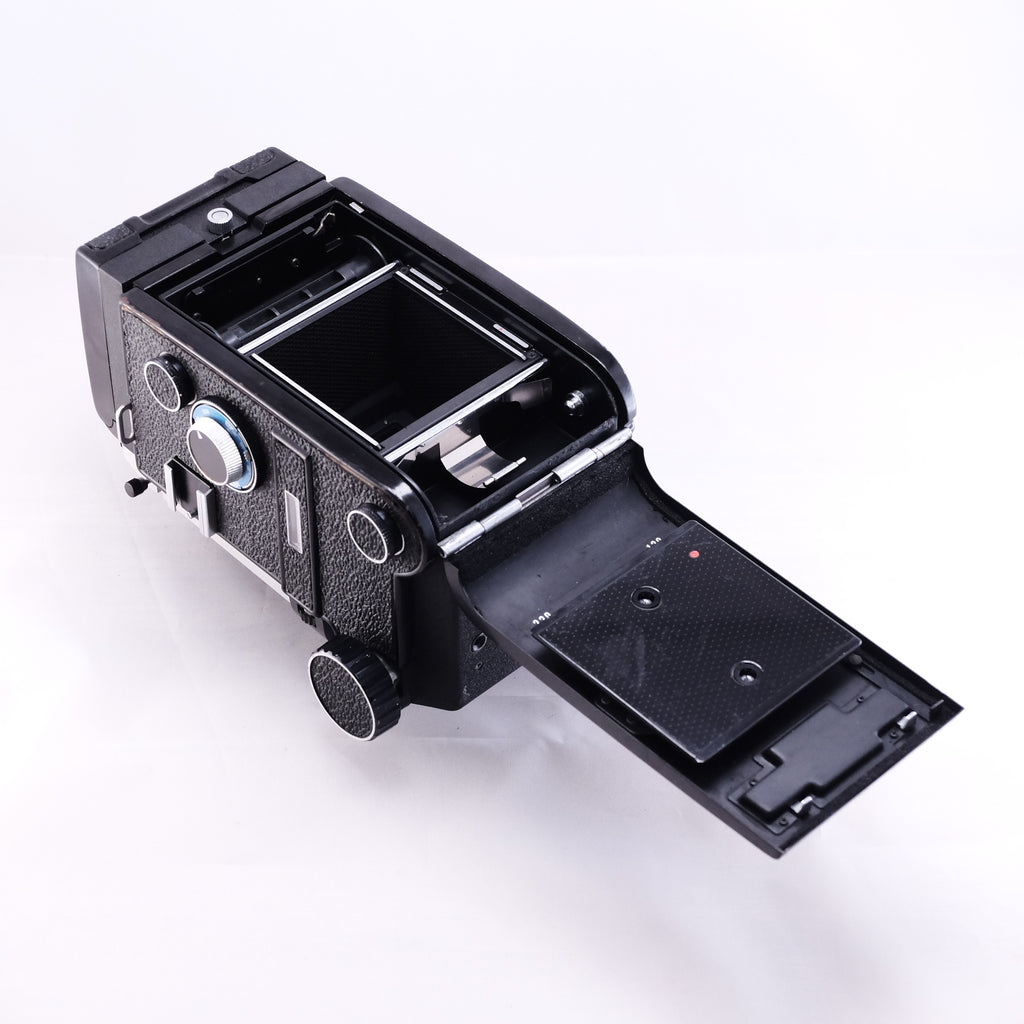 MAMIYA C330 + MAMIYA-SEKOR 80mm F2.8