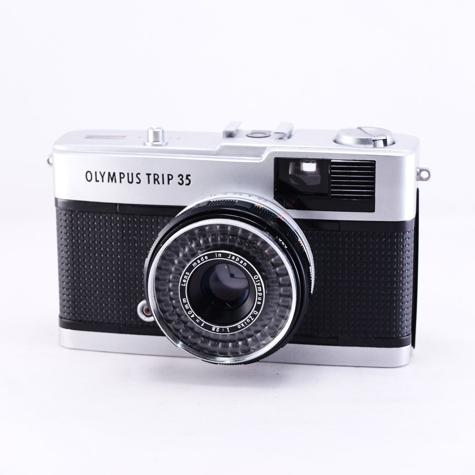 OLYMPUS TRIP 35