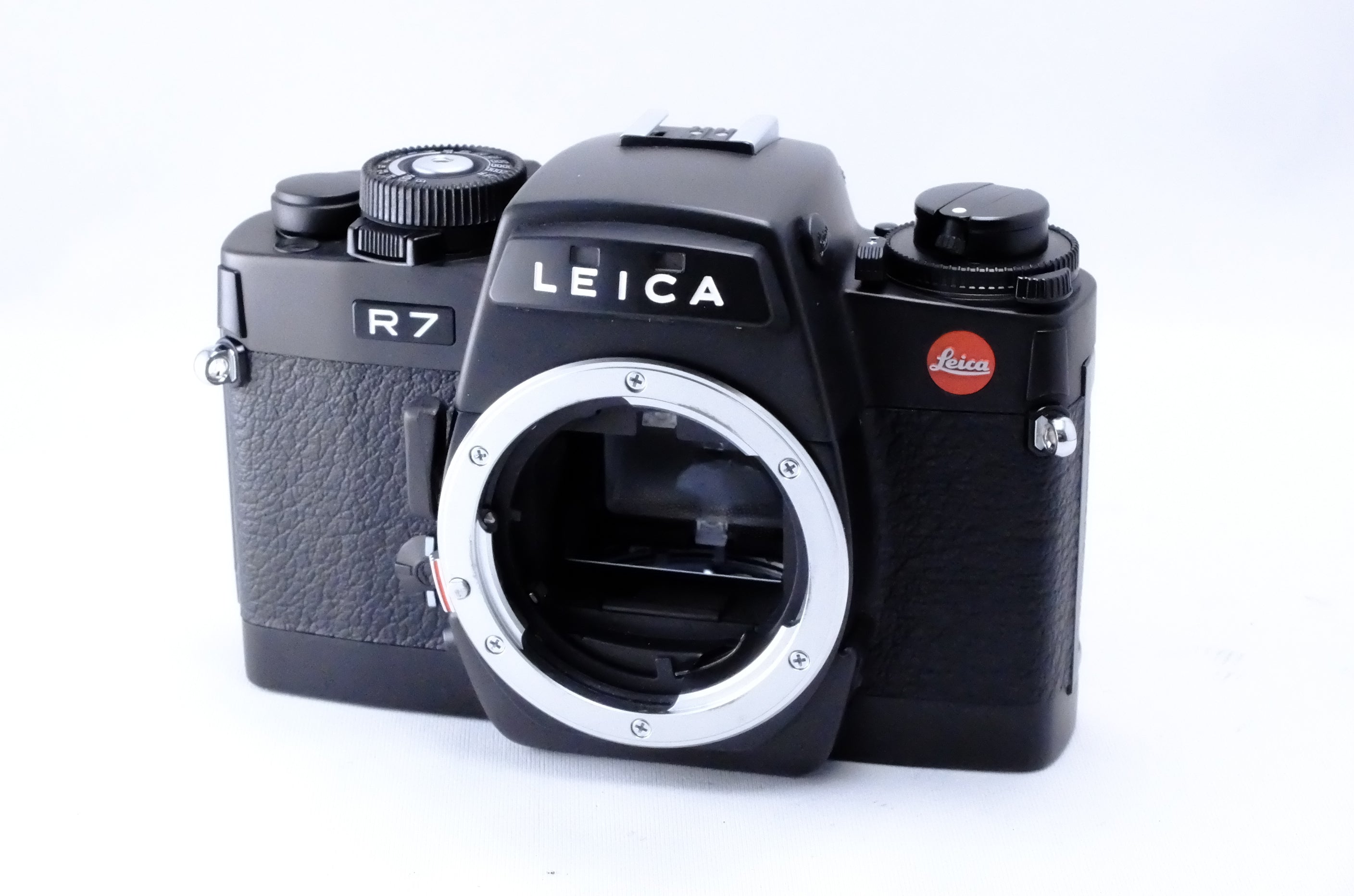 Leica】R7 (ブラック) + VARIO-ELMAR-R 28-70mm F3.5-4.5 [ライカRマウント] – 東京CAMERA