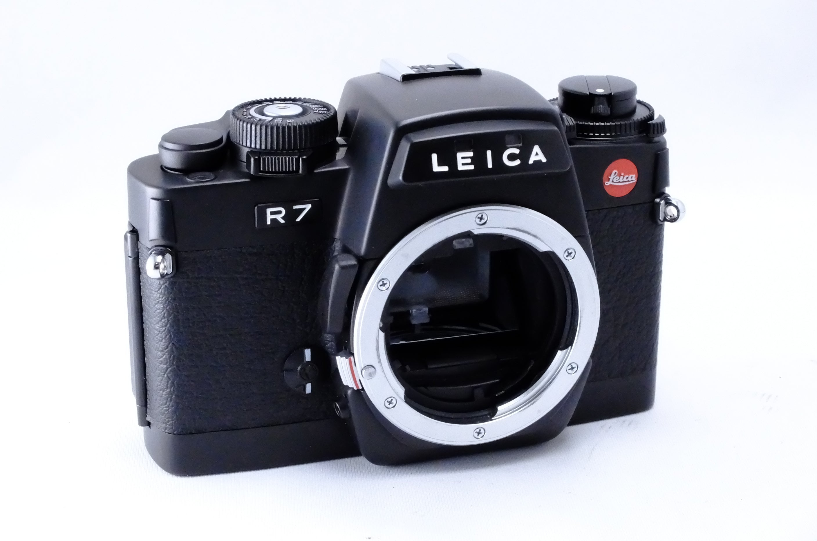 Leica】R7 (ブラック) + VARIO-ELMAR-R 28-70mm F3.5-4.5 [ライカRマウント] – 東京CAMERA