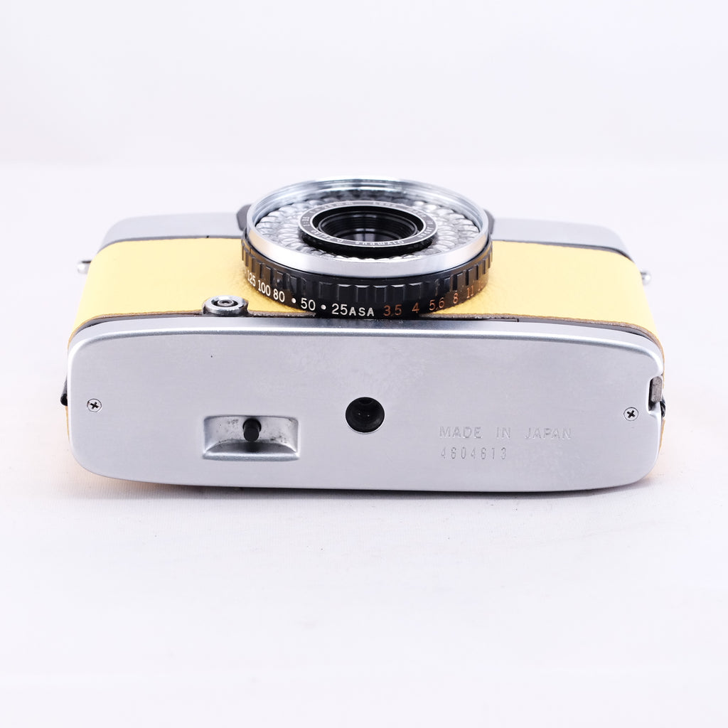 OLYMPUS PEN EE-3 (Yellow)