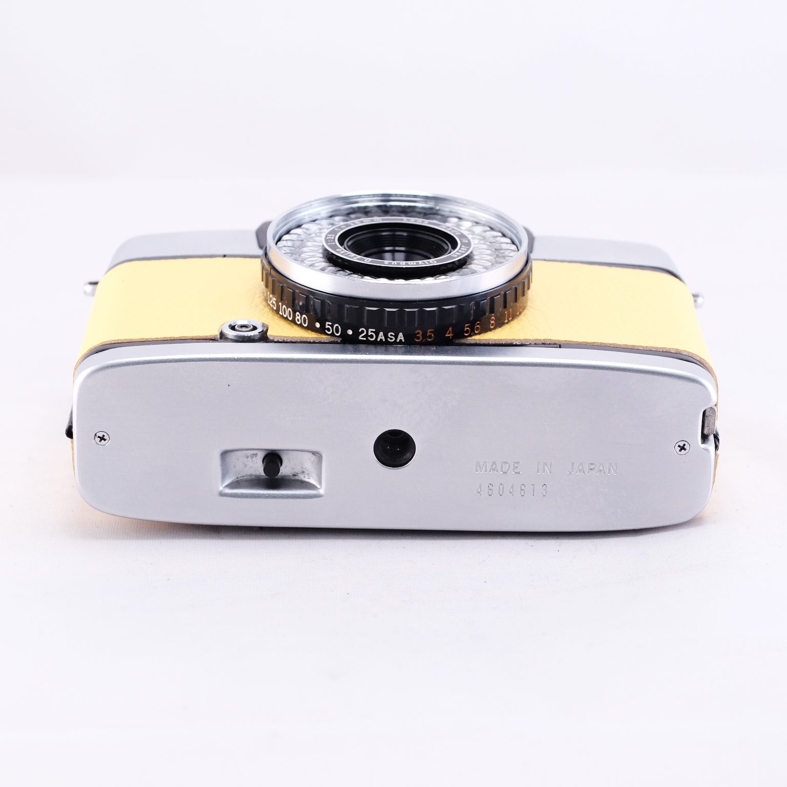 OLYMPUS PEN EE-3 (Yellow)