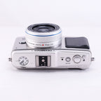 OLYMPUS PEN E-P1 + M.ZUIKO DIGITAL 17mm G2.8