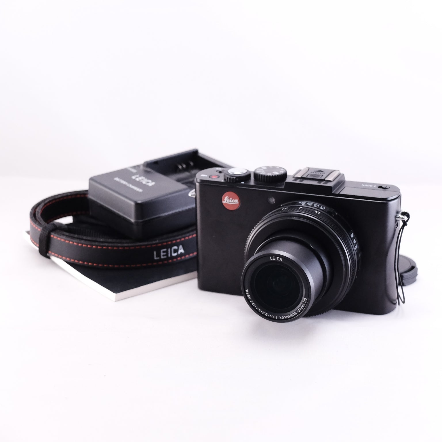 LEICA D-LUX 6 (Black) – 東京CAMERA